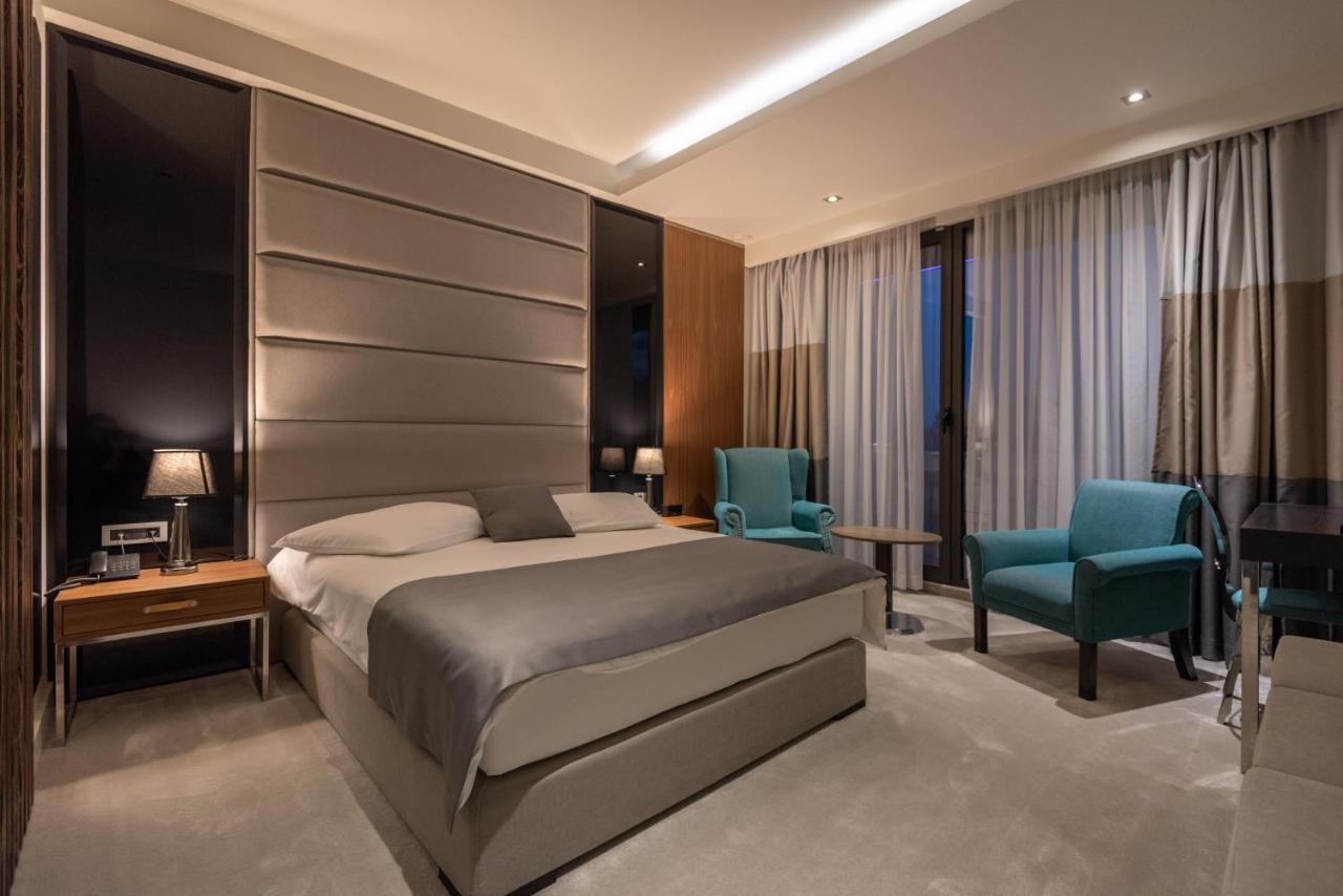 Hotel Abc Leskovac  Esterno foto